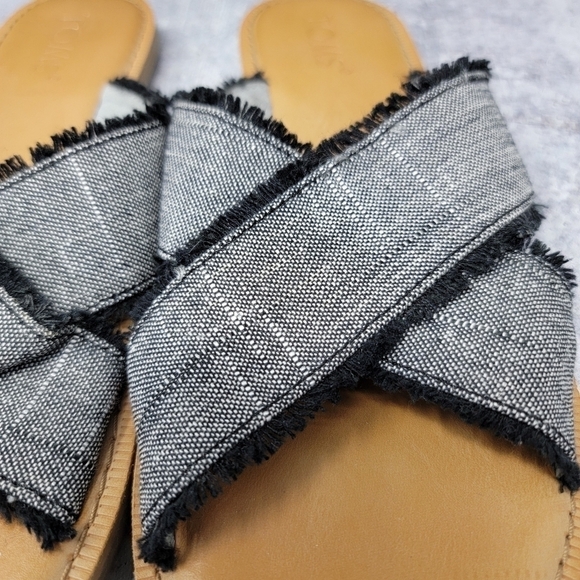 Toms | Heathered Black Viv Criss Cross Slide Sandals Size 6 - Picture 8 of 8